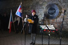 Setkání u památníku obětem totalitních režimů s průvodem 17. listopadu Boskovice