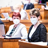 Zasedání Senátu 18. 3. 2020 roušky z důvodu pandemie koronaviru