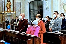 Mše sv. ve Křtinách za živé a zemřelé poutníky a dobrodince kostela 28. 8. 2021